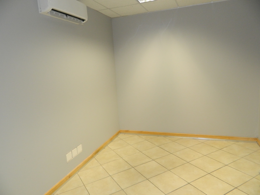 To Let commercial Property for Rent in Paarl Central Western Cape